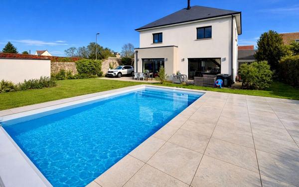 Maison à vendre    5 pièces •  Douvres-la-Délivrande