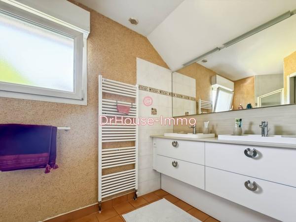 Maison à vendre 6 pièces de 196 m²