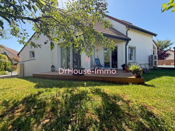 Maison à vendre 6 pièces de 196 m²