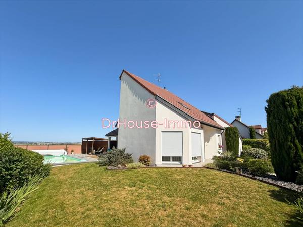 Maison à vendre 6 pièces de 196 m²