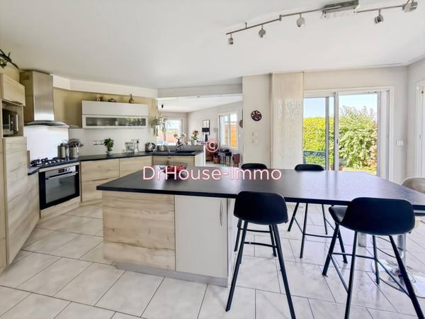Maison à vendre 6 pièces de 196 m²