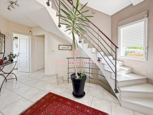Maison à vendre 6 pièces de 196 m²