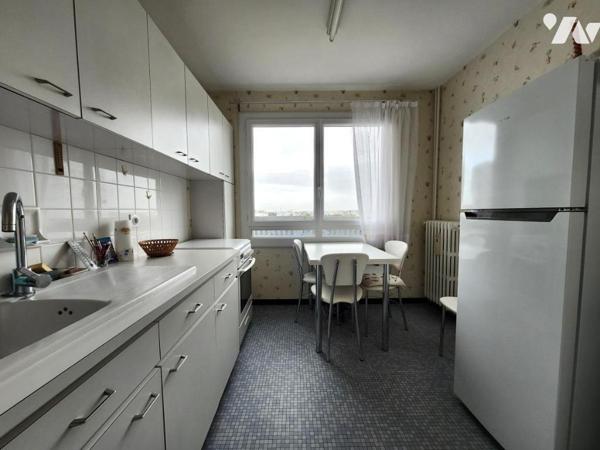 ILE DE NANTES - T2 expo sud ouest avec vue Loire