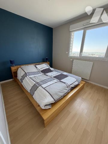 APPARTEMENT VAL DE MOINE AVEC TERRASSE ET 2 CHAMBRES