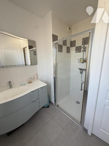 APPARTEMENT VAL DE MOINE AVEC TERRASSE ET 2 CHAMBRES
