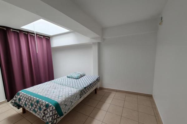 TRES BEL Appartement de 61 m2 datant de 2009 dans le Morbihan  (14 km de Lorient, 25 min des plages)