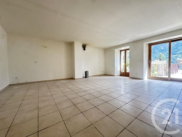 Appartement T3 à vendre  3 pièces - 98,20 m2 ST FIRMIN EN VALGODEMARD - 05