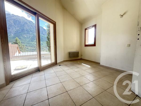 Appartement T3 à vendre  3 pièces - 98,20 m2 ST FIRMIN EN VALGODEMARD - 05