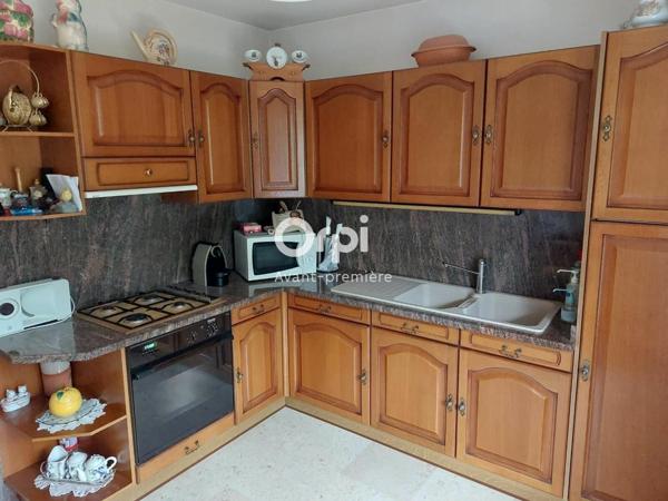 Maison à vendre    7 pièces • 191 m2 Ambilly