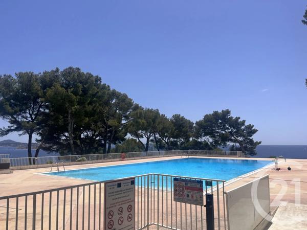 Appartement F2 à vendre  3 pièces - 65 m 2   BANDOL  - 83