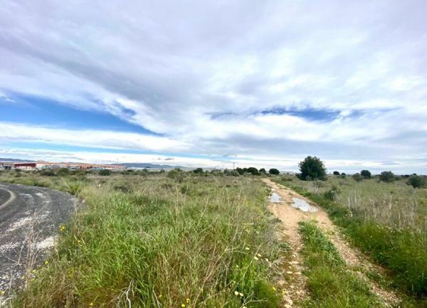 Terrain à vendre    Claira