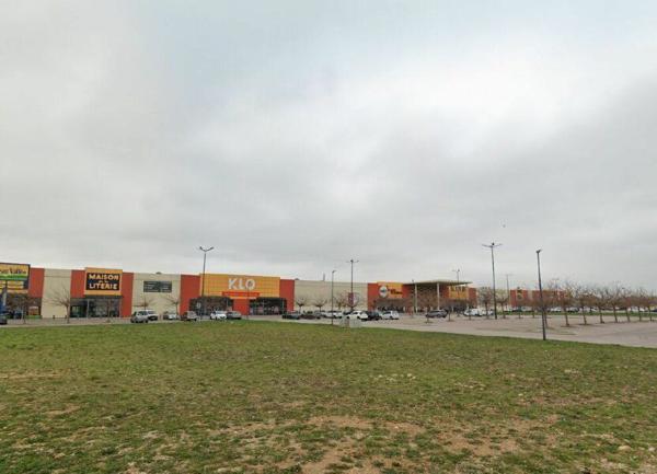 Terrain à vendre    Claira