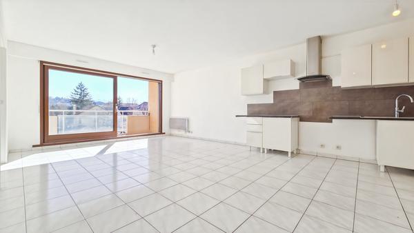 Emplacement idéal gare et centre-ville à pied