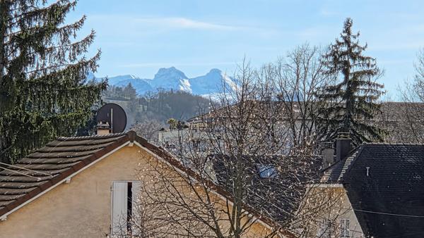 Emplacement idéal gare et centre-ville à pied