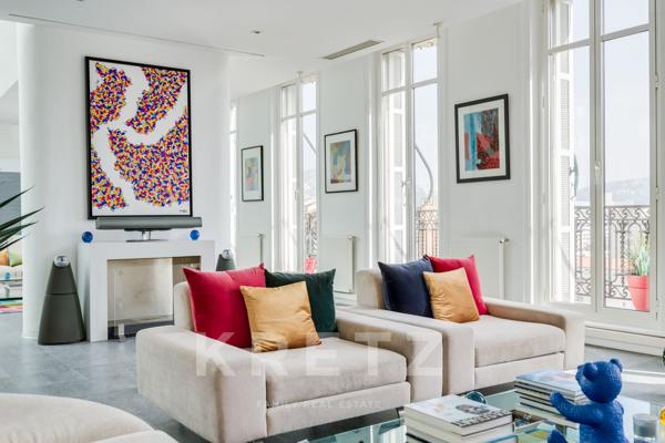 Loft d'architecte en dernier étage