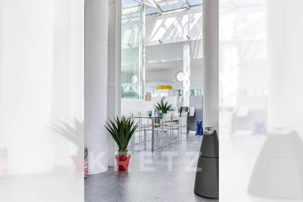 Loft d'architecte en dernier étage