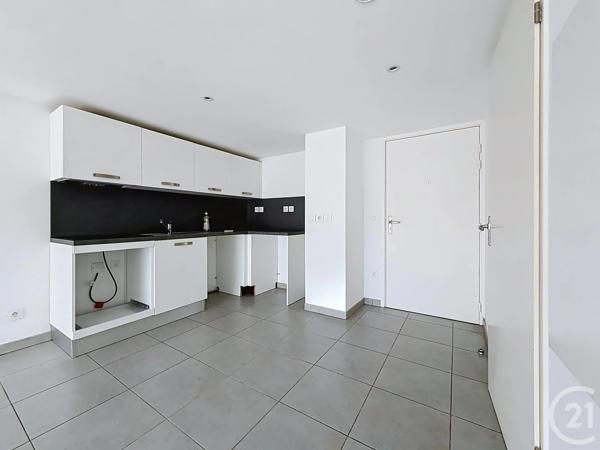 Appartement F2 à vendre  2 pièces - 53,90 m 2   ST RAPHAEL  - 83