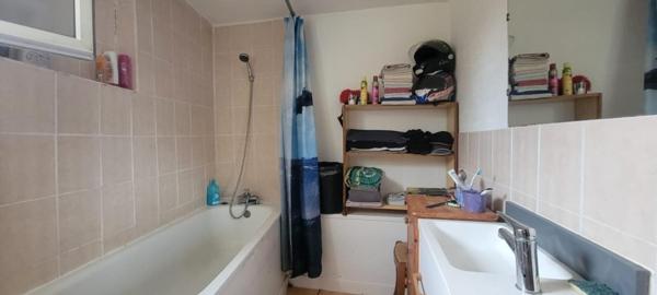 Locaux commerciaux/appartements  1263 M²