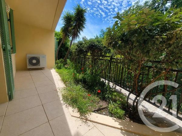 Appartement T3 à vendre  3 pièces - 73,08 m 2   GRIMAUD  - 83
