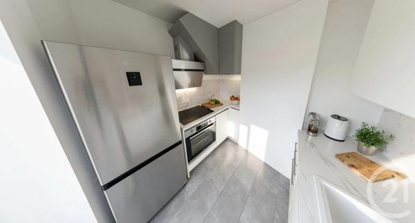 Appartement T3 à vendre  3 pièces - 73,08 m 2   GRIMAUD  - 83