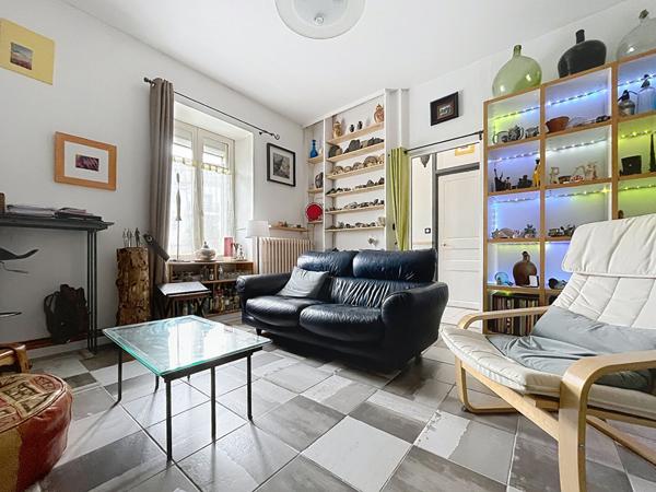 Maison 4 chambres, Nantes Sud, jardin, stationnements, Commerces et Transports