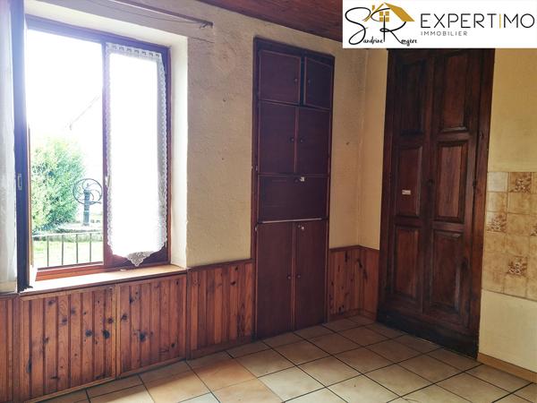 Buxières-sous-Montaigut (63700) Maison + Grange + Bâtiment Annexe – Terrain 1004 m²