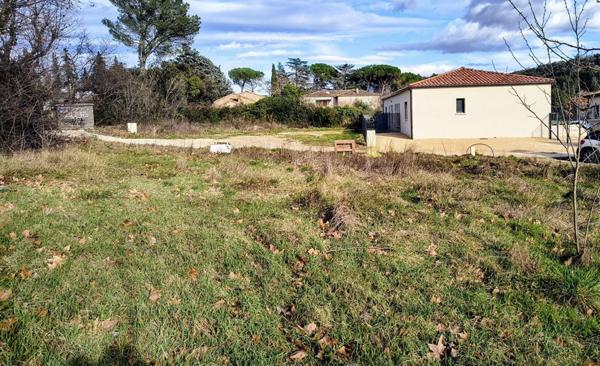RARE A LA VENTE TERRAIN CONSTRUCTIBLE