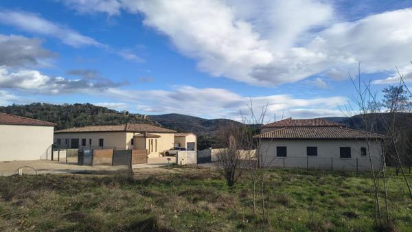 RARE A LA VENTE TERRAIN CONSTRUCTIBLE