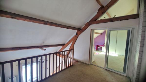 À vendre : Appartement 3 pièces à COMBS LA VILLE