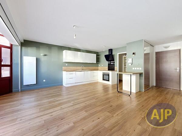 Appartement à vendre Arcachon - 2 pièces, 60m² avec 1 chambre(s) à 329 000€ - AJP Immobilier Arcachon