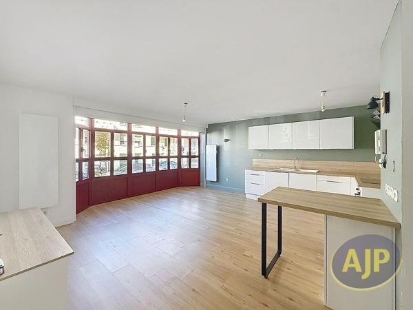 Appartement à vendre Arcachon - 2 pièces, 60m² avec 1 chambre(s) à 329 000€ - AJP Immobilier Arcachon