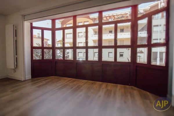 Appartement à vendre Arcachon - 2 pièces, 60m² avec 1 chambre(s) à 329 000€ - AJP Immobilier Arcachon