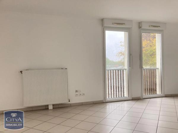Appartement à louer 3 pièces 69.75m² Blagnac (31700)
