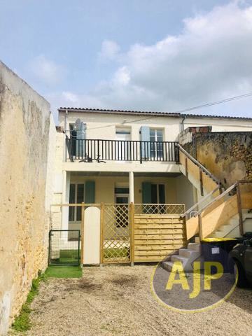 Vente immeuble Lesparre Medoc : 203 000 € - AJP Lesparre Immobilier