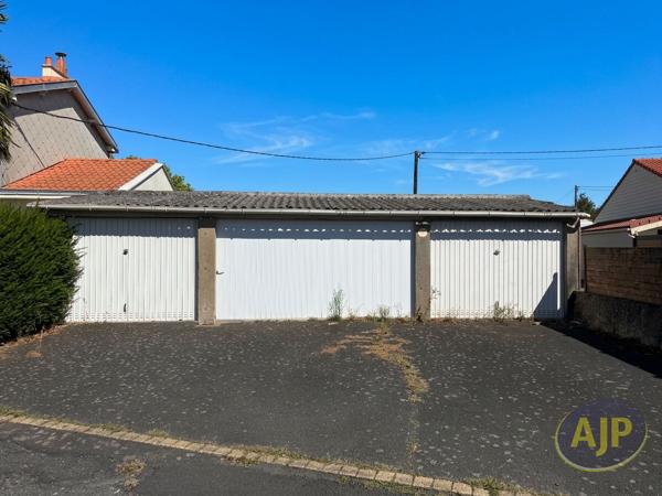 Parking à vendre Sevremoine : 0 m2 à 40 000€ - AJP Immobilier Saint-Macaire-en-Mauges