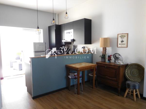 Maison
                                                                                                                                                                                                                                                                                                                        5 pièce(s)                                                                                                                                                                                                          2 chambre(s)                                                                                                                                                                                                          80  m²