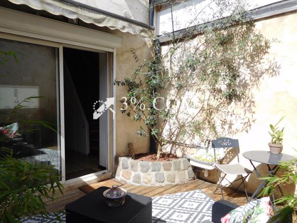 Maison
                                                                                                                                                                                                                                                                                                                        5 pièce(s)                                                                                                                                                                                                          2 chambre(s)                                                                                                                                                                                                          80  m²