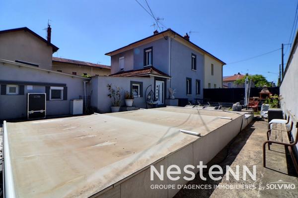 St Priest, Maison 4 pièces 127.31m2, terrasse, piscine, sous-sol