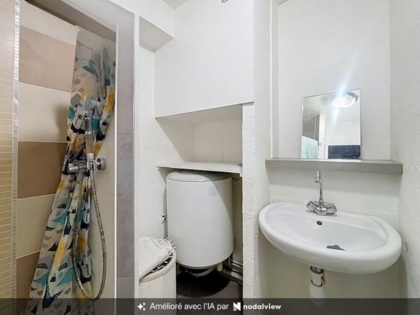 Appartement 3 pièces 98 m²  Charme troglodyte en hyper centre d'Aix-les-Bains