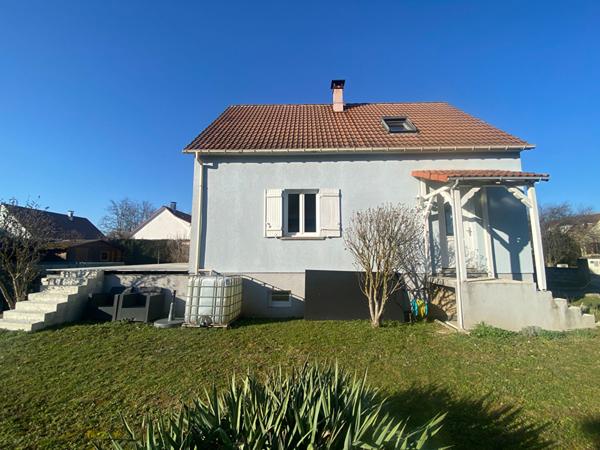 Maison - 4 pièces - 93 m²
