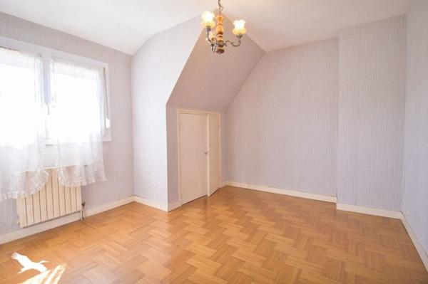 Maison 293 216 € Quéven 5 p 103 m² DPE D