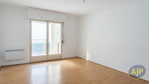Appartement à vendre Angers - 1 pièces, 28m² avec 0 chambre(s) à 45 000€ - AJP Immobilier Angers