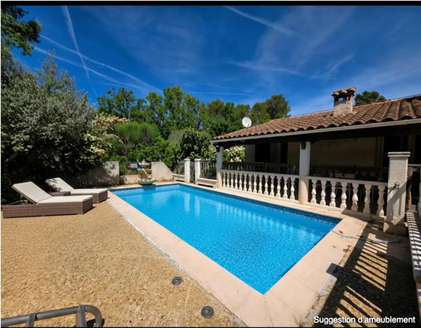 Villa individuelle 3/4p 80m2 Piscine 1230m2 Jardin