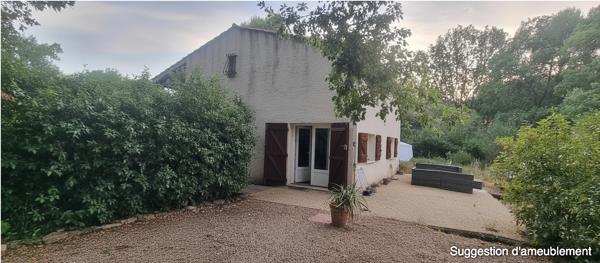 Villa individuelle 3/4p 80m2 Piscine 1230m2 Jardin