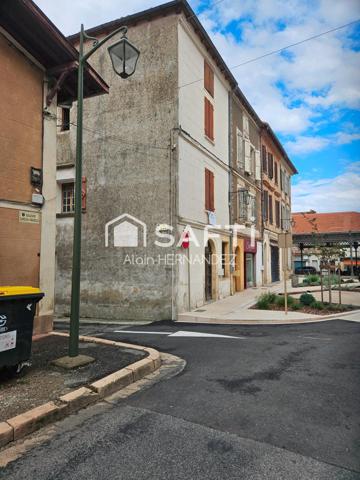 LE FOUSSERET Hyper centre, hyper rare, hyper malin