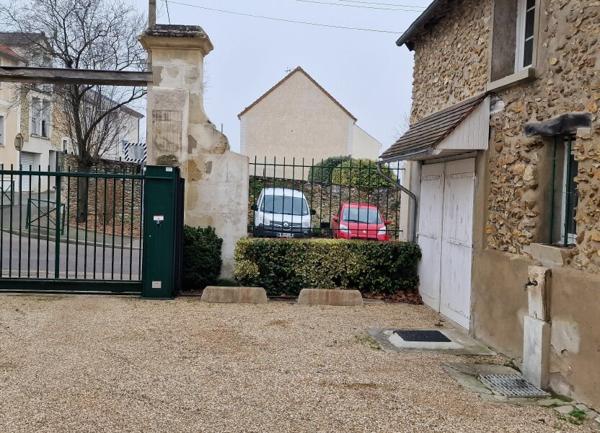 Appartement à louer    1 pièce • 22 m2 Chanteloup-les-Vignes