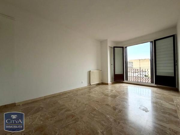 Appartement à louer 3 pièces 66.68m² Nîmes (30900)