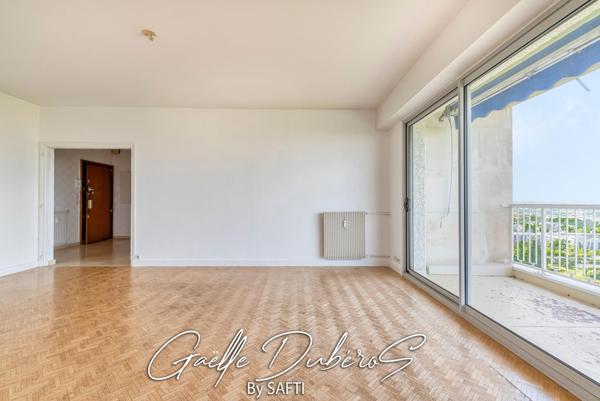 Bel appartement lumineux avec garage privé et cave ***Pré visite 3D disponible sur demande***
