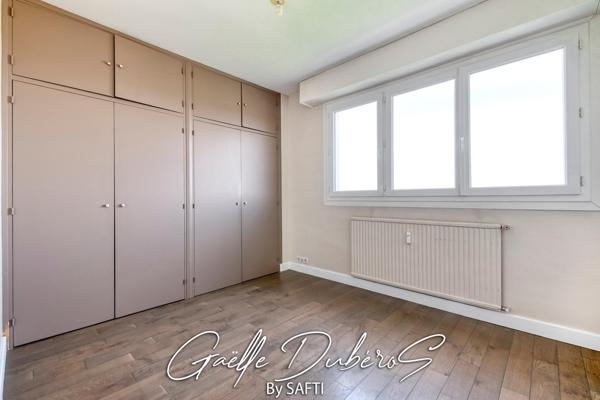 Bel appartement lumineux avec garage privé et cave ***Pré visite 3D disponible sur demande***