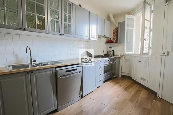RARE & PRESTIGIEUX...Élégance Art Déco, Vue Dégagée en Étage Élevé ? 107 m²